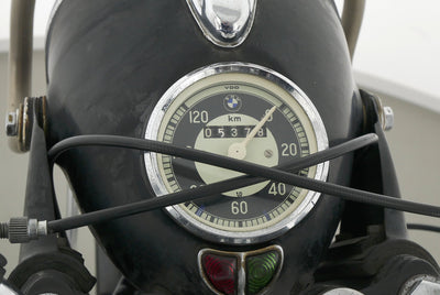 BMW R26