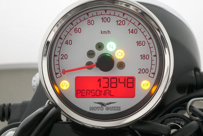 MOTO GUZZI V9 BOBBER