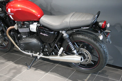 TRIUMPH STREET TWIN 900