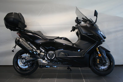 YAMAHA T-MAX TECH MAX