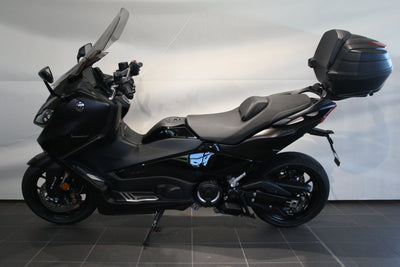 YAMAHA T-MAX TECH MAX