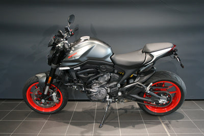 DUCATI MONSTER