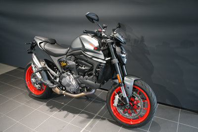 DUCATI MONSTER