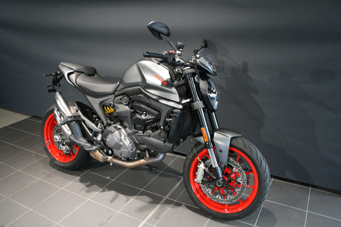 DUCATI MONSTER