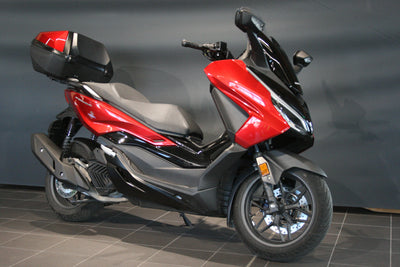 HONDA FORZA 125