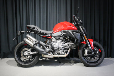 DUCATI MONSTER