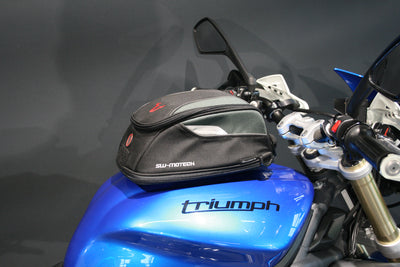 TRIUMPH STREET TRIPLE ABS B1