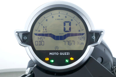 MOTO GUZZI V9 BOBBER