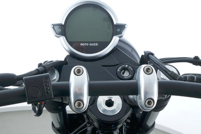 MOTO GUZZI V9 BOBBER