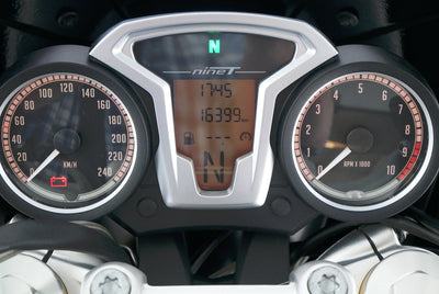 BMW R NINE T