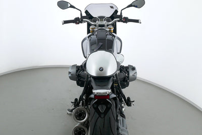 BMW R NINE T