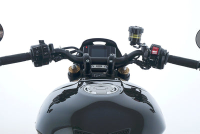 YAMAHA XSR 900