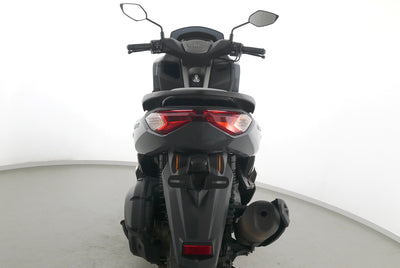 YAMAHA NMAX 125
