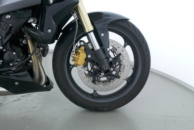 TRIUMPH STREET TRIPLE 675