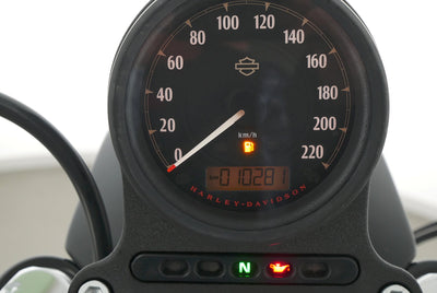 HARLEY DAVIDSON SPORTSTER XL 883 N IRON