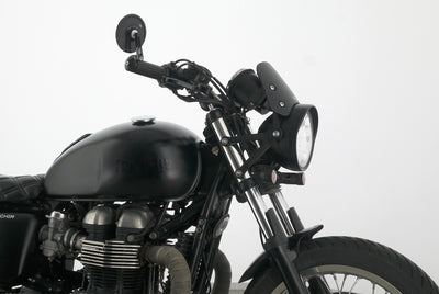 TRIUMPH THRUXTON 900
