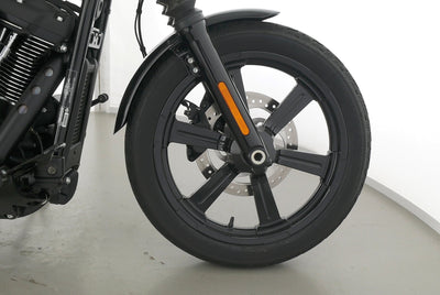 HARLEY DAVIDSON SOFTAIL STREET BOB 114