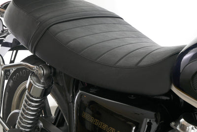 TRIUMPH BONNEVILLE T100 SE