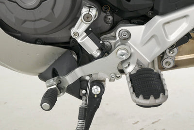 DUCATI DESERT X