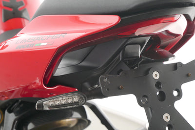 DUCATI STREETFIGHTER V2