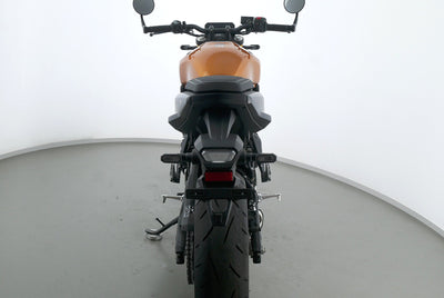 SUZUKI GSX 8 T