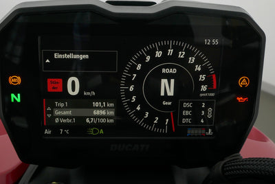 DUCATI STREETFIGHTER V4