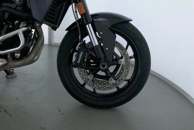 BMW F 900 R TRIPLE BLACK