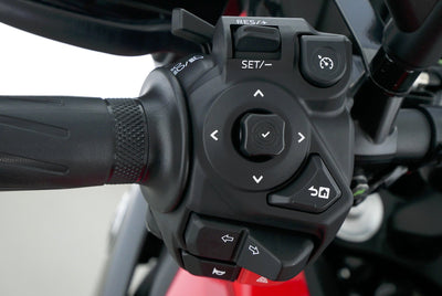 YAMAHA TRACER 7