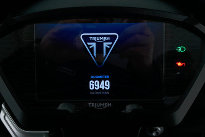 TRIUMPH STREET TRIPLE 765 R