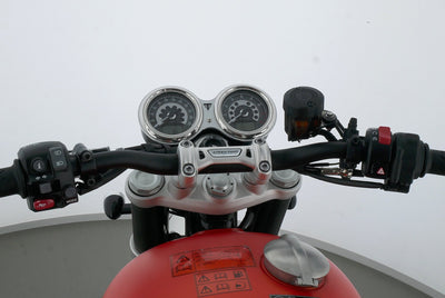 TRIUMPH SPEED TWIN 1200