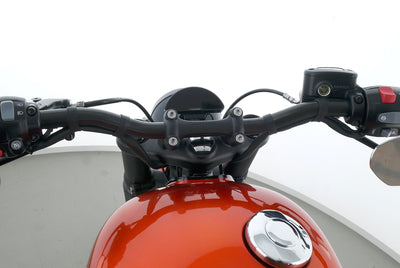 TRIUMPH BONNEVILLE BOBBER