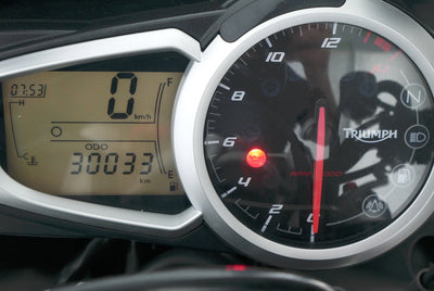 TRIUMPH STREET TRIPLE 675 R