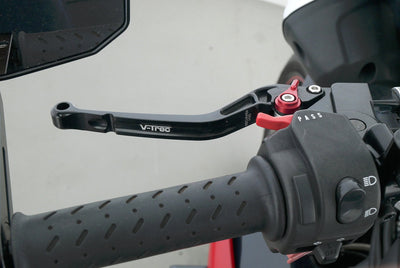 TRIUMPH STREET TRIPLE 675 R