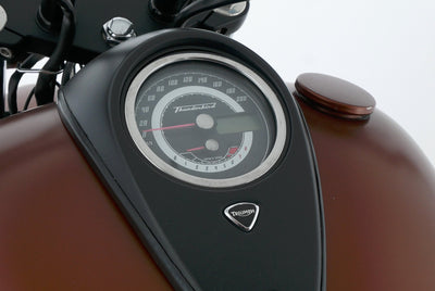 TRIUMPH THUNDERBIRD 1700 STORM