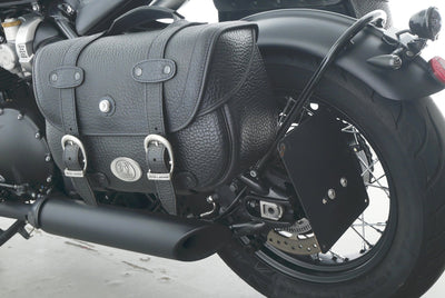 TRIUMPH BONNEVILLE BOBBER  BLACK