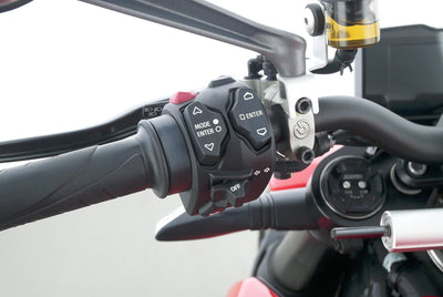 DUCATI STREETFIGHTER V4