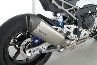 BMW M1000 R