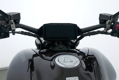 DUCATI X DIAVEL V4