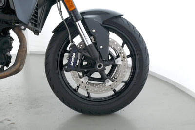 BMW F 900 R TRIPLE BLACK