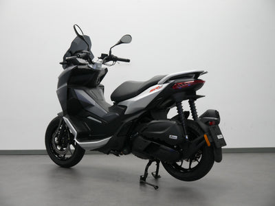 APRILIA SR GT 200 ABS