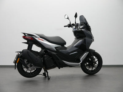 APRILIA SR GT 200 ABS