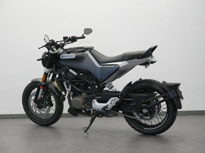 HUSQVARNA SVARTPILEN 125