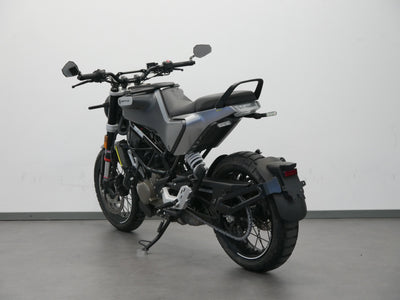 HUSQVARNA SVARTPILEN 125