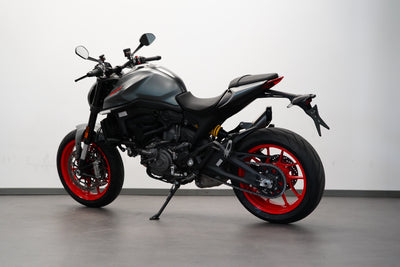 DUCATI MONSTER