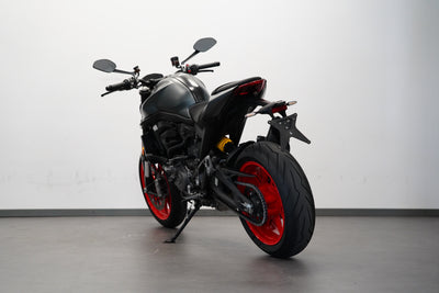 DUCATI MONSTER