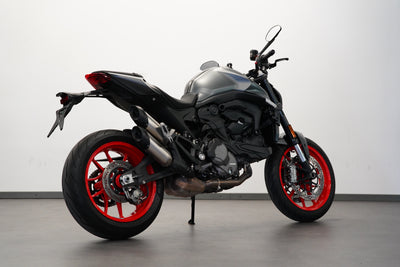 DUCATI MONSTER