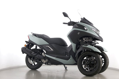 YAMAHA TRICITY 300