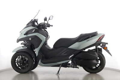YAMAHA TRICITY 300