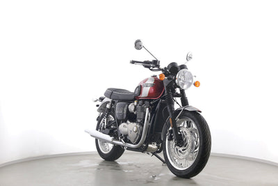 TRIUMPH BONNEVILLE T120 ELVIS PRESLEY EDITION