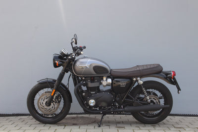 TRIUMPH BONNEVILLE T120 BLACK